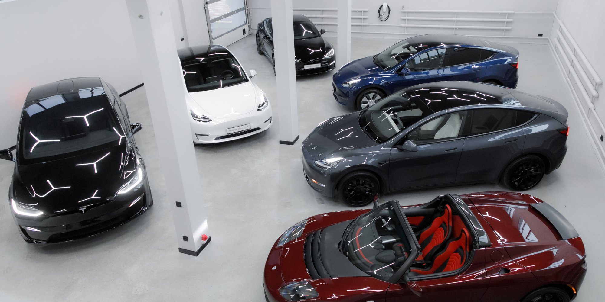 Фотография шоурума Moscow Tesla Club (4 слайд)