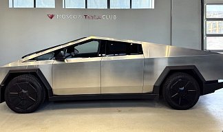 Tesla Cybertruck Cyberbeast Foundation Series серебристого цвета 2024 года на 20 колёсах фото 4