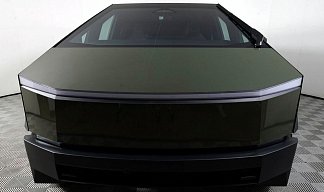 Tesla Cybertruck Foundation Series зеленого цвета 2024 года на 20 колёсах фото 4