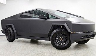 Tesla Cybertruck Cyberbeast темно-серого цвета 2024 года фото 1